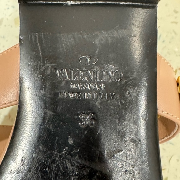 VALENTINO FLAT ROMAN STUD CALFSKIN SLIDE SANDAL - Picture 11 of 13